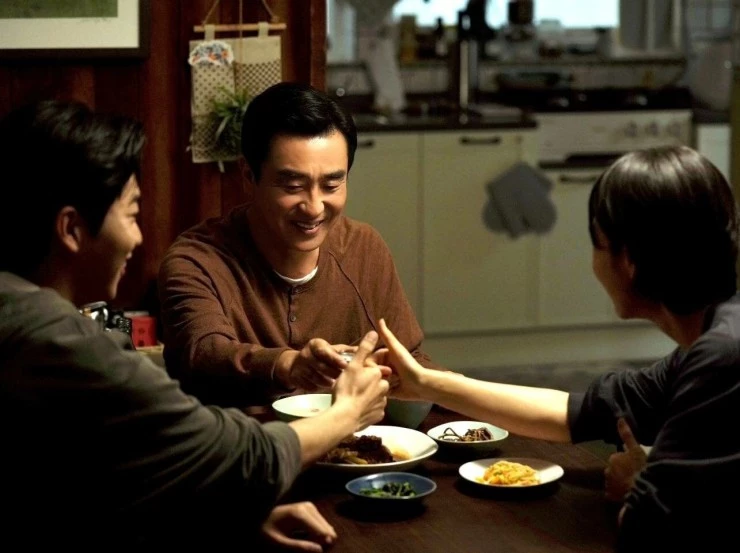 Идеальная жизнь мистера Кима (2025) через торрент бесплатно Идеальная жизнь мистера Кима (2025) фильм через торрент бесплатно