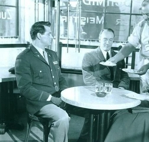 Никогда не прощайся (1956) через торрент скачать Никогда не прощайся (1956) фильм через торрент скачать