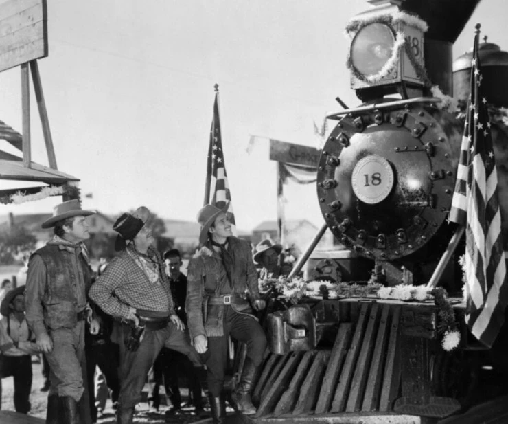 Додж-сити (1939) через торрент бесплатно Додж-сити (1939) фильм через торрент бесплатно