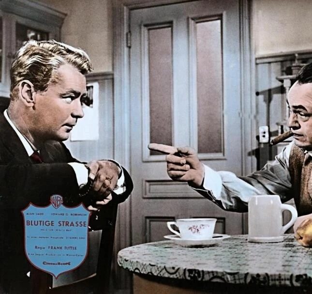 Ад в заливе Фриско (1955) через торрент бесплатно Ад в заливе Фриско (1955) фильм через торрент бесплатно