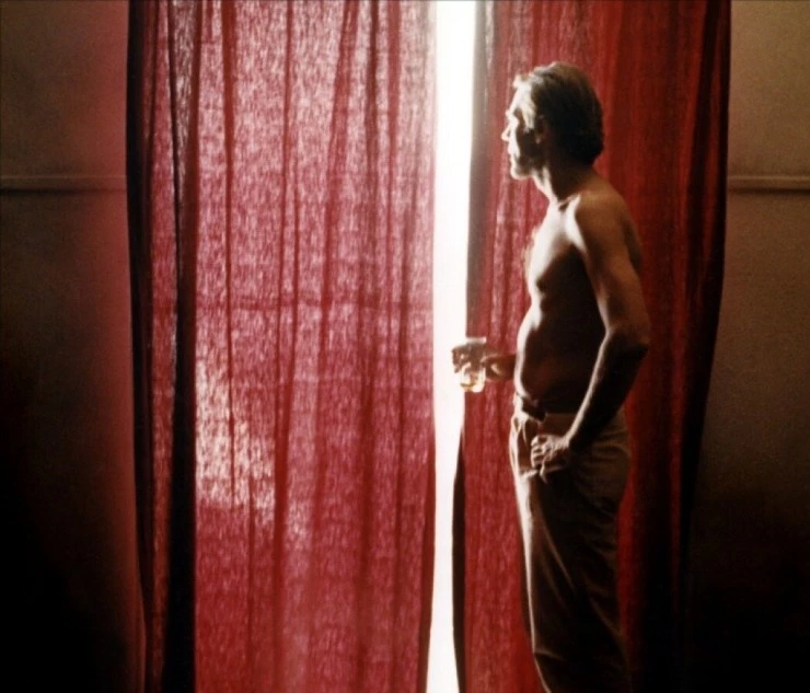 В белом городе (1983) через торрент бесплатно В белом городе (1983) фильм через торрент бесплатно