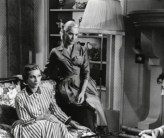 Иностранная интрига (1956) в хорошем качестве через торрент Иностранная интрига (1956) фильм в хорошем качестве через торрент