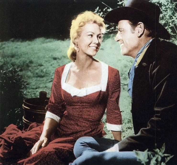 Высокий незнакомец (1957) через торрент скачать Высокий незнакомец (1957) фильм через торрент скачать